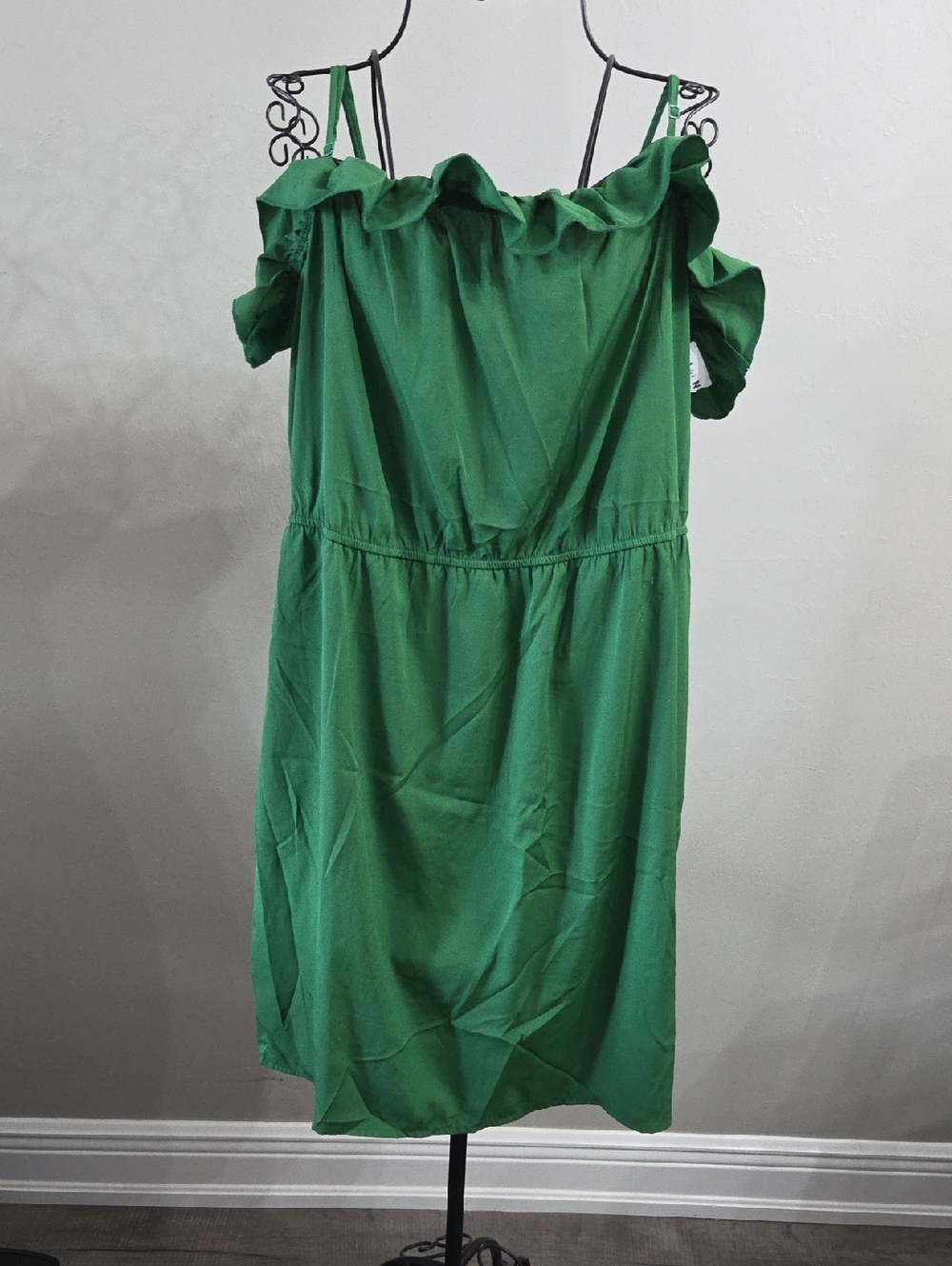 Old Navy Green Ruffle Cold-Shoulder Dress